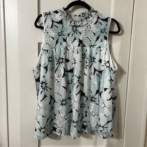 Size 18/20 Sleeveless blouse business casual